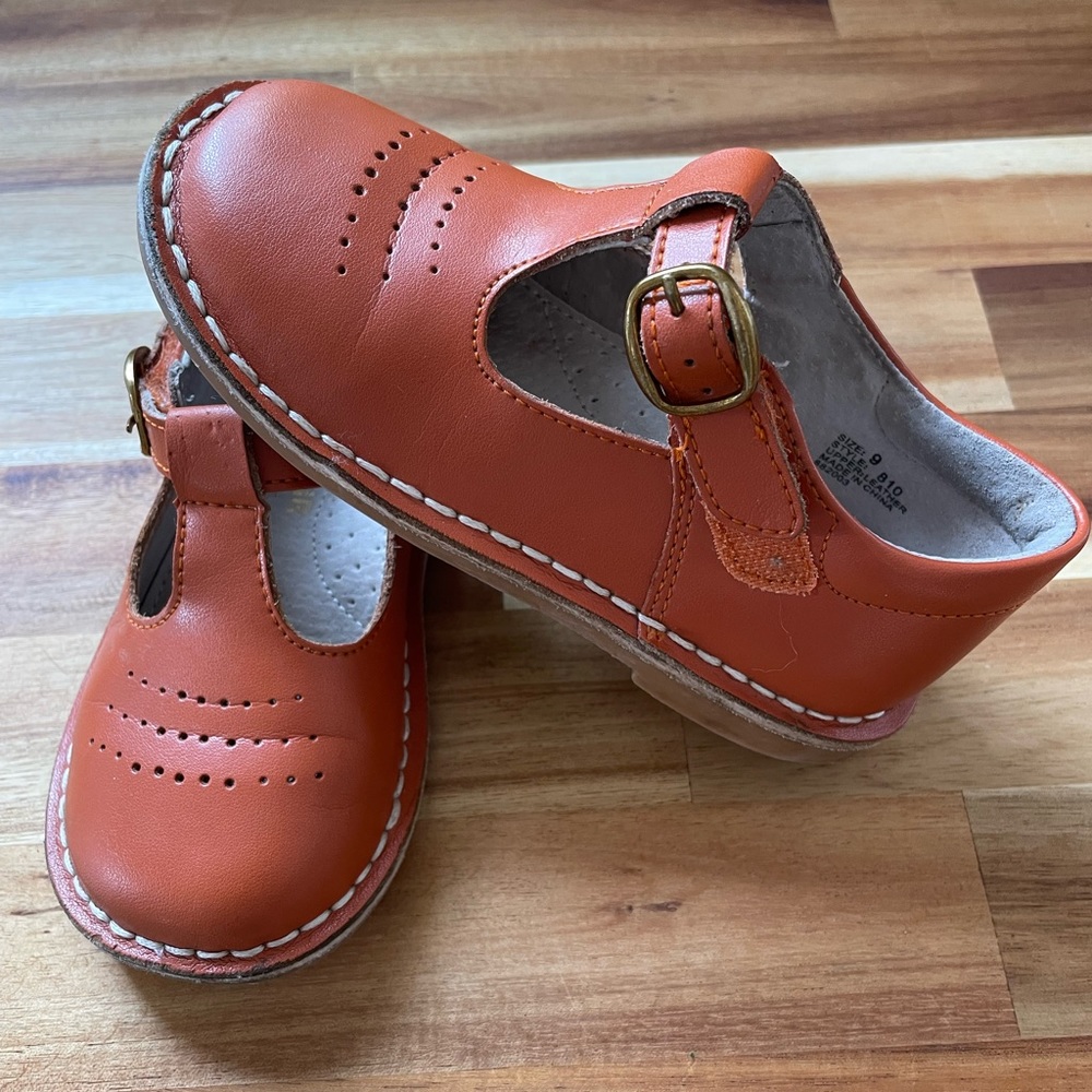 L’Amour Toddler Girl Shoes, Size 9